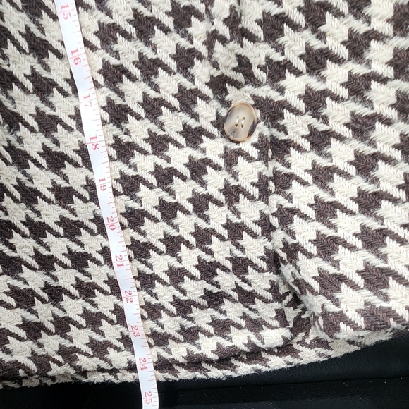 Button-Up Jacket - Picture 3 of 6